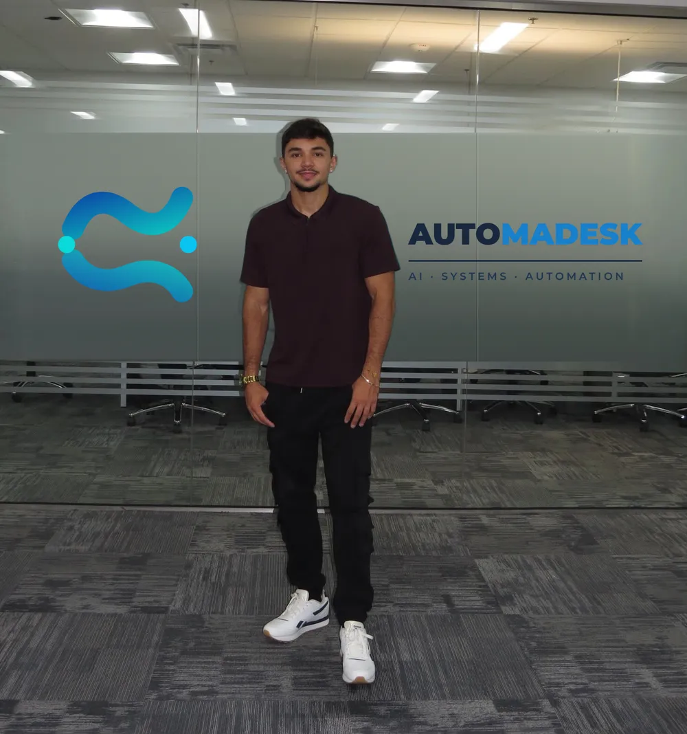 Gustavo Nonato, CEO da Automadesk, no escritório